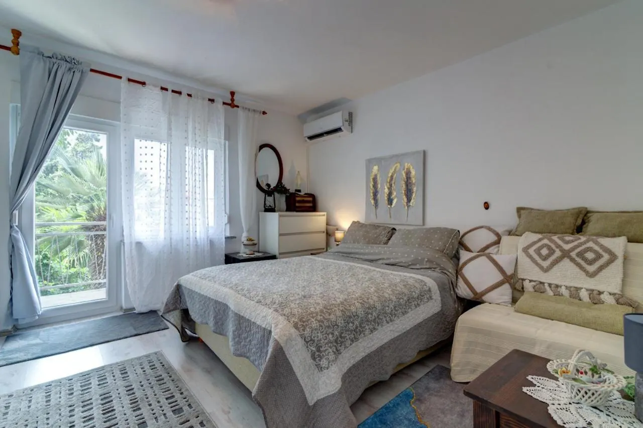 Sl Sun 6 App 2 Apartment Selce
