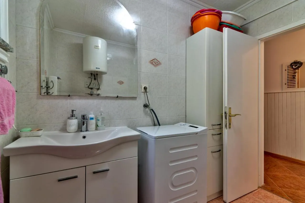 Sl Sun 6 App 2 Apartment Selce